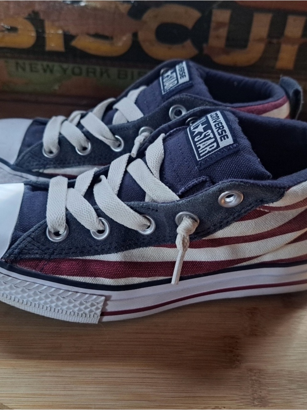Converse All Star Kids Size 2 Red White Blue Striped Lace Up Canvas Sneakers